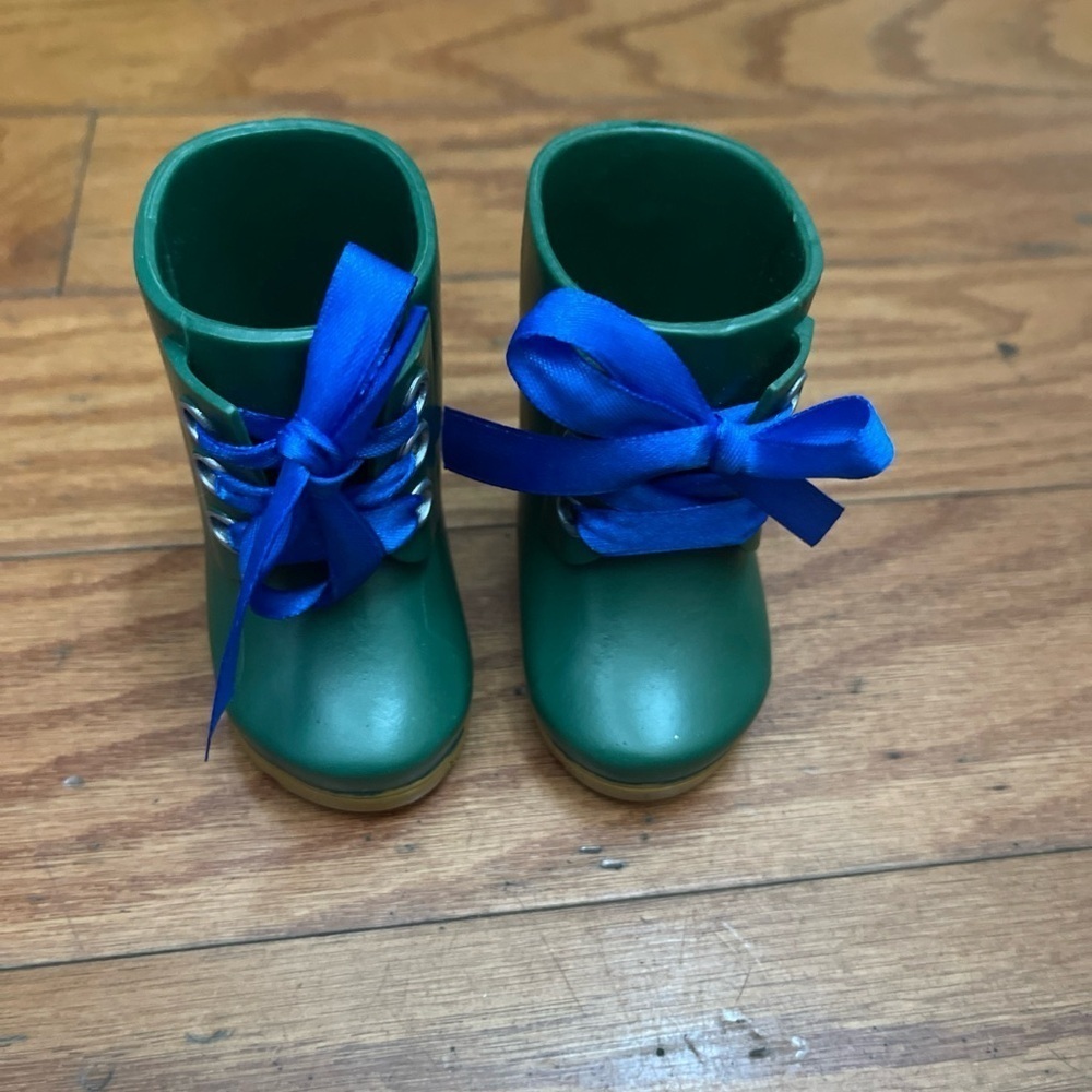 Our Generation Doll GREEN Rain Boots 18" Battat Doll Shoes BLUE Ribbon Laces